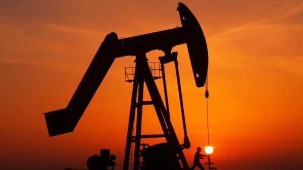 配资平台公司 多地航司暂停往返以色列、伊朗地区的航班